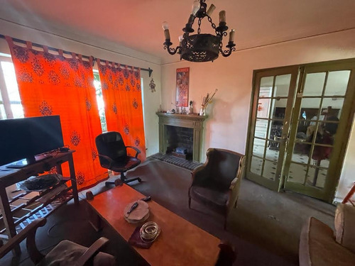Casa Amplia En Ñuñoa 8d-3b, Con Subterraneo
