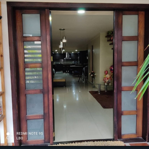 Imagen 2 de 17 de Espectacular Town House En Buenaventura