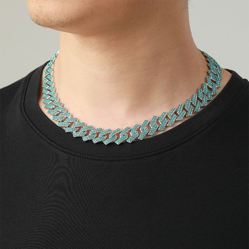 Collar De Eslabones Cubanos De Cristal Azul Helado
