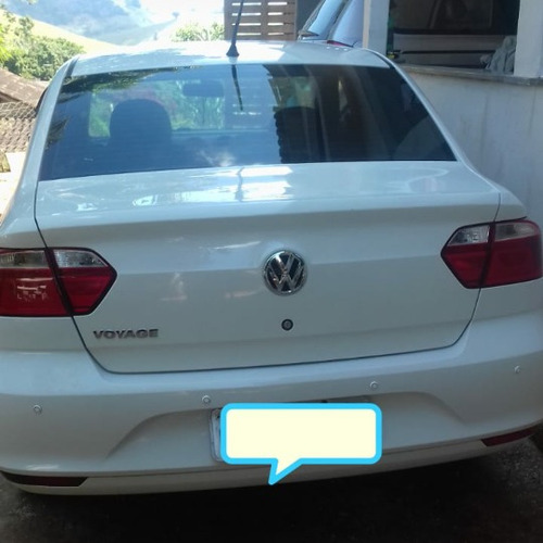 Voyage 2014/2015 Completo 1.0 Muito Econômico