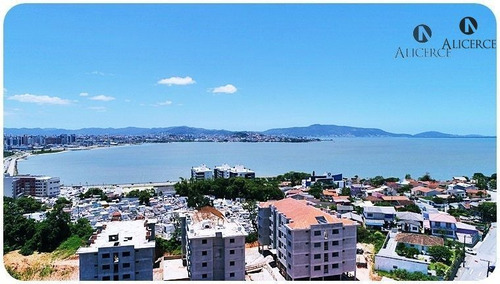 Empreendimento Com Toda Infraestrutura De Lazer. - 206-103