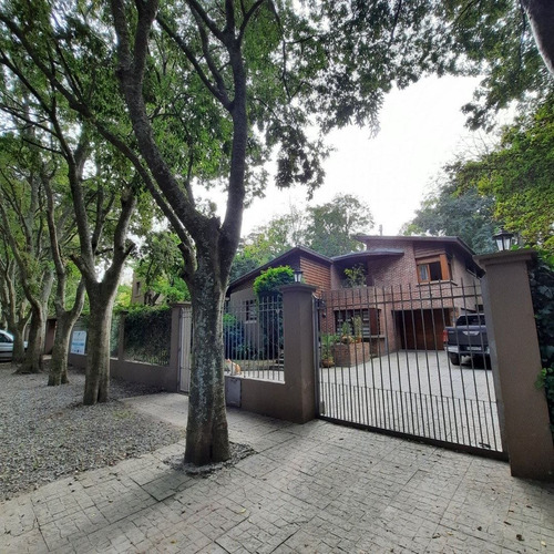 Imagen 3 de 30 de Impecable Chalet De Categoría En El Barrio Grosellar