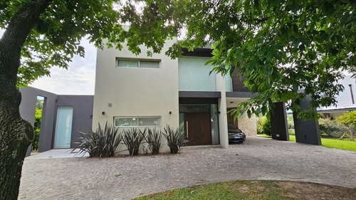 Casa 5 Amb Vta C. De Campo El Nacional Oportunidad