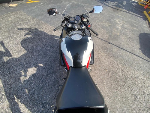 Imagen 7 de 13 de Honda Cbr