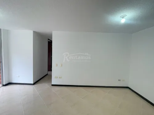Apartamento En Arriendo En Camino Verde. Cod A776111
