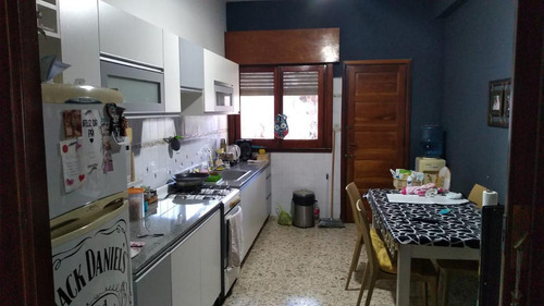 Ph En Venta - 3 Dormitorios 1 Baño - 148mts2 - Quilmes