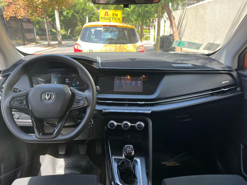 Changan CS 15 LUXURY HB 1.5 MT