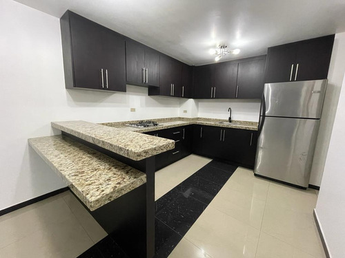 Imagen 4 de 10 de Apartamento En Venta En Pueblo Nuevo, San Cristóbal