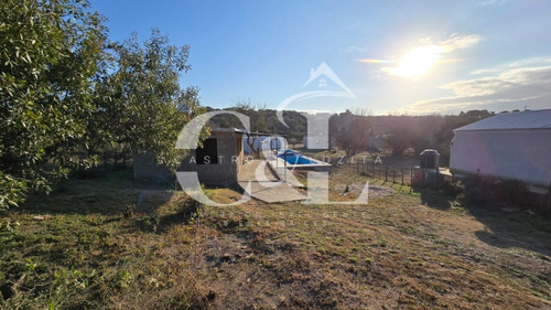 Venta Terreno Plano Con Construcción A Terminar En La Estanc