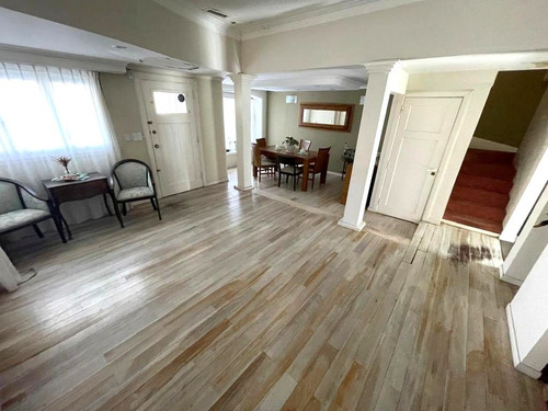Casa En Venta En Los Troncos