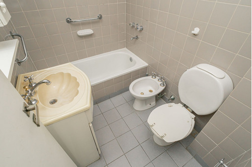Venta Depto 3 Amb En Paternal Con Balcón