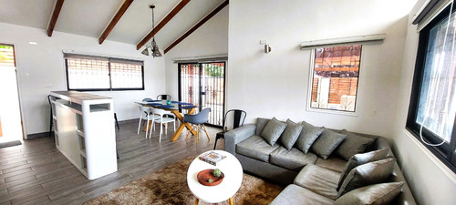 Amplia Casa, 3d+ 2b + Piscina (año Corrido)