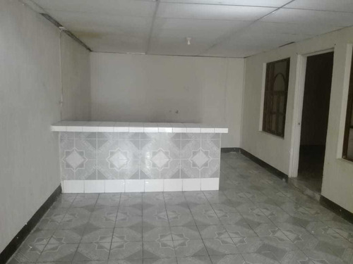 Imagen 8 de 12 de Residenciales Las Minas Casa De 3 Habitaciones, 2 Parqueos