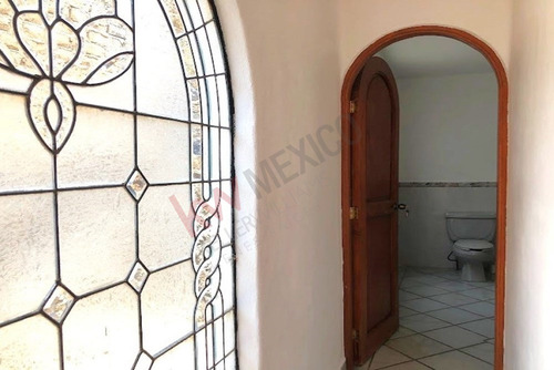 En Renta Casa De 1 Nivel En Zona Norte De Cuernavaca Privada, Jardín, Sótano Y Espacio Extra