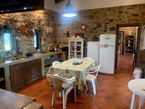 Chacra De 5 Has Con Importante Casa En Pueblo Edén, Ruta 12, Olivos Y Monte Nativo- Ref: 26793
