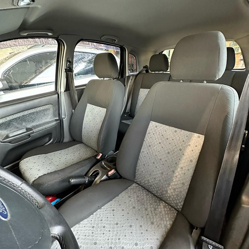 Ford Fiesta 1.6 MPI CLASS HATCH 8V FLEX 4P MANUAL