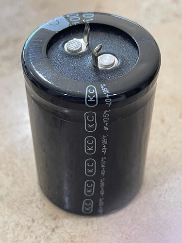 Capacitor Electrolitico 8200uf 80v 5.0x3.4cm