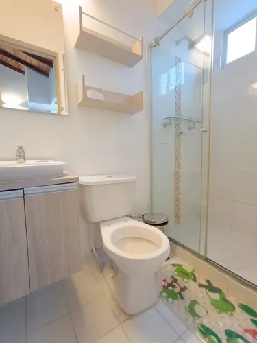 Casa En Venta En La Floresta. Cod V30737