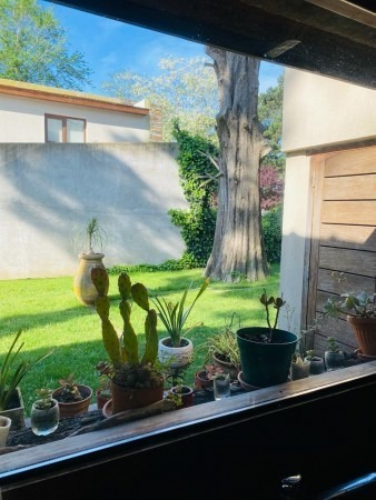 Imagen 8 de 21 de Venta De Chalet 6 Amb, Parque Montemar-grosellar, Mar Del Plata.