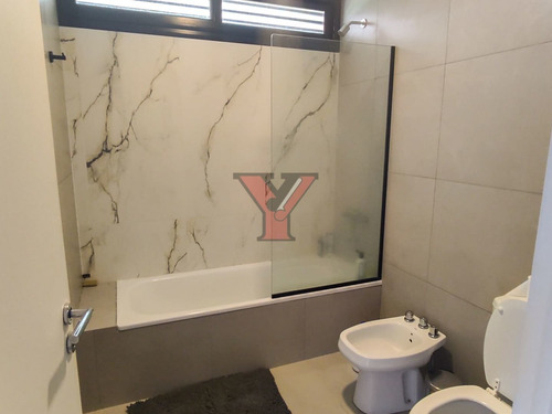 Imagen 9 de 13 de Casa En Venta La Plata - City Bell