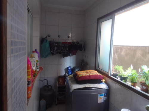 Excelente Sobrado Com Três Quartos,três Banheiros Uma Suite
