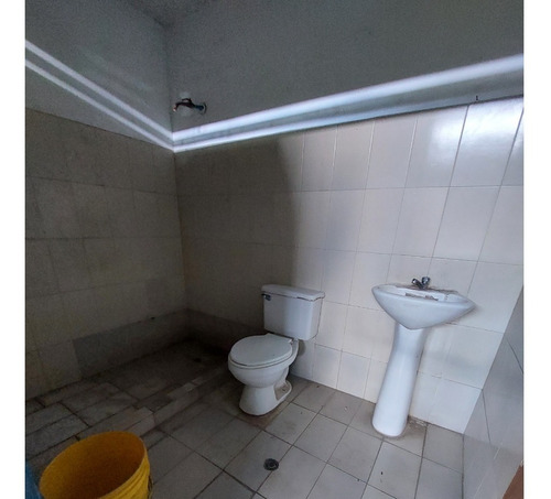 Imagen 13 de 19 de Best House Vende Amplio Y Cómodo Galpón En Las Tejerías