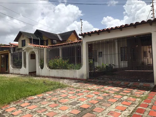 Se Vende Casa Urb.la Floresta