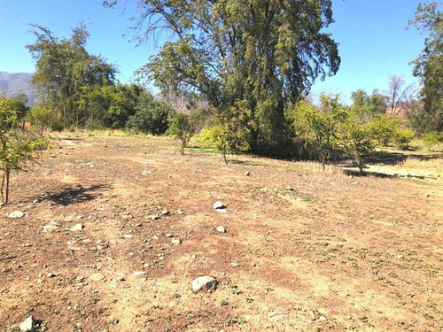 Terreno De 1 Ha En Venta En Pirque 