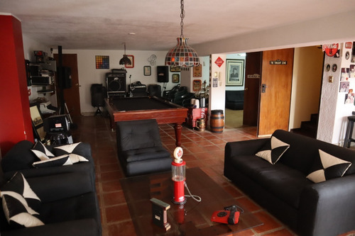 Imagen 11 de 13 de Townhouse En Venta Los Naranjos. Riv #4268