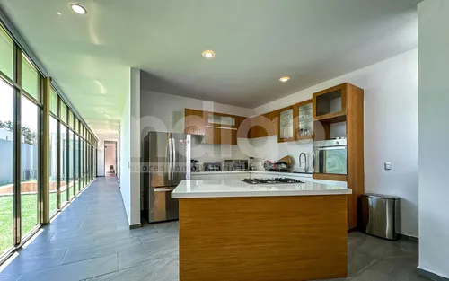 Casa De Una Planta En Venta En Mérida En Privada Arbórea En Conkal