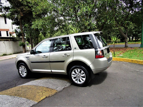 Imagen 3 de 15 de Land Rover Lr2 2014 Con 65 Mil Km Impecable Único Dueño