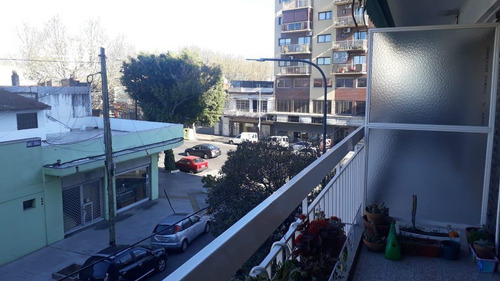 Imagen 12 de 24 de Venta - Departamento 4 Ambientes - Floresta