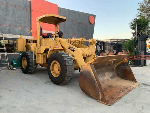 Imagen 5 de 11 de Cargador Frontal / Trascabo Caterpillar 950e 1990