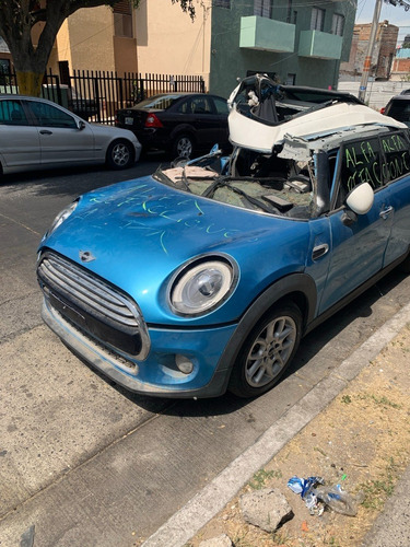 Imagen 7 de 11 de Mini Cooper 3 Cil Turbo 4 Puertas 2016. Solo Por Partes Desa