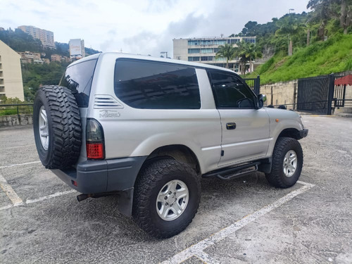 Imagen 3 de 10 de Toyota Meru
