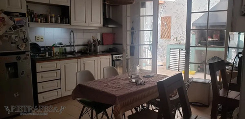 Imagen 2 de 13 de Casa A La Venta - 3 Dormitorios - 1 Baño - Patio - Parrillero - Pedro Berro - Pocitos
