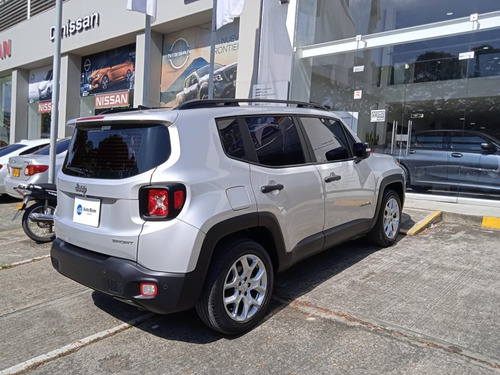 Jeep Renegade Sport Plus 1.8 A/t 4x2 Plata 36.700 Kms