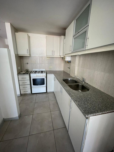 Departamento 4 Ambientes Con Balcón Al Frente, Lavadero Y Cochera - Wilde