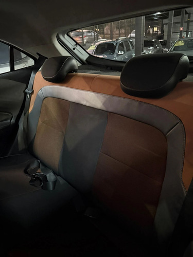 Chevrolet Onix 1.4 MPFI ACTIV 8V FLEX 4P AUTOMÁTICO