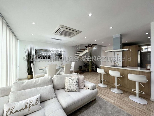 En Venta Apartamento A Estrenar En Escampadero. Ys12618