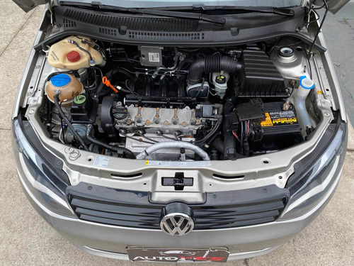Imagem 13 de 14 de Volkswagen Voyage 1.6 Vht Comfortline Total Flex I-motion 4p
