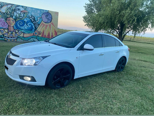 Chevrolet Cruze 1.8 Ltz Mt 4 p