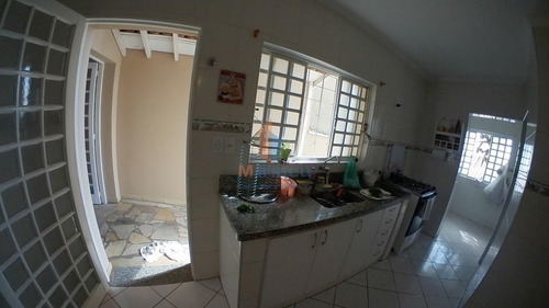 Imagem 8 de 27 de Casa Com 4 Dormitórios À Venda, 250 M² Por R$ 690.000,00 - Parque Jambeiro - Campinas/sp - Ca0315