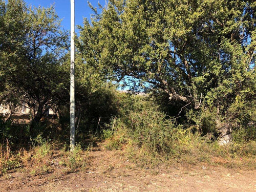 Imagen 4 de 6 de Lote Con Salida A 2 Calles!!! Cortaderas Centro