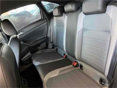Volkswagen Nivus 1.0 200 TSI TOTAL FLEX COMFORTLINE AUTOMÁTICO