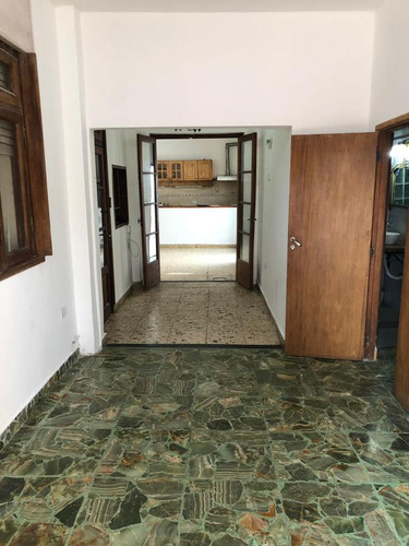 Venta -casa - Bella Vista .- 3 Amb