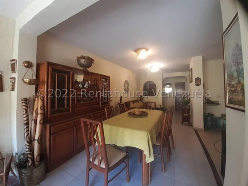 Imagen 5 de 18 de Townhouse En Venta Valles De Camoruco 22-15998 0414-4115155