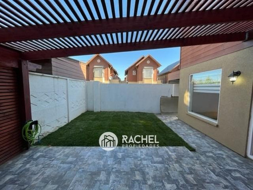 Se Arrienda Impecable Casa En Condominio Sector Poniente