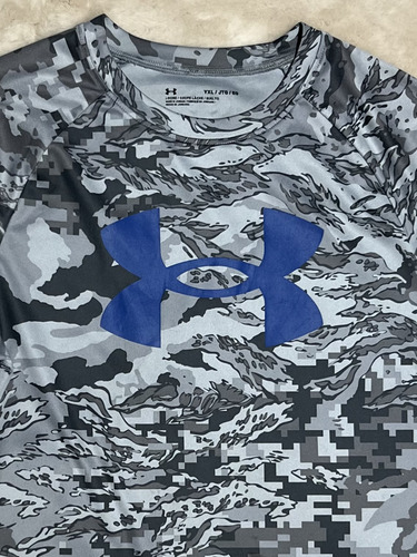 Playera Deportiva Niño Xl 14/16 Under Armour Camuflaje (Usado)