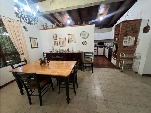 Casa Con Vista Al Ávila En Conjunto Cerrado Alto Hatillo